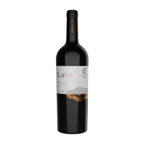 長和翡翠 Fei Tswei Lava Cabernet Sauvignon Dry Red 2019 Wine bottle labeled 'Lava' on a white background